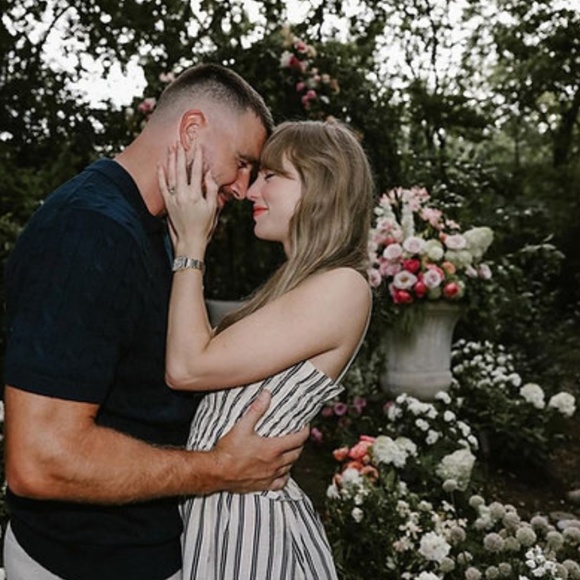 Anthropologie x Maeve Taylor Swift Engagement dress inspired Cotton Stripes 12 - Picture 3 of 16